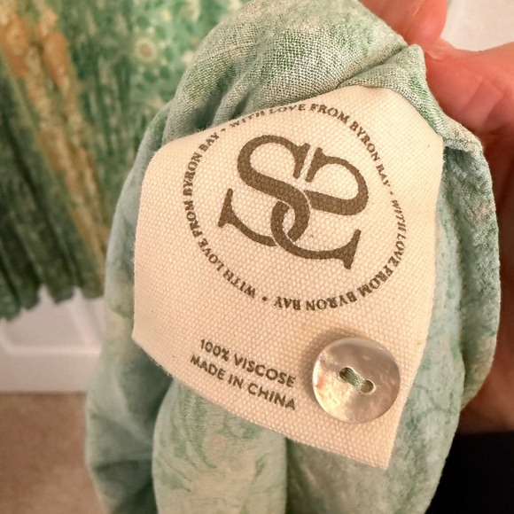 Spell Madame Peacock Gown - Picture 10 of 11